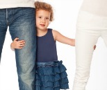 child between parents