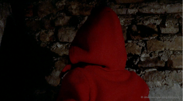 dont look now red hood